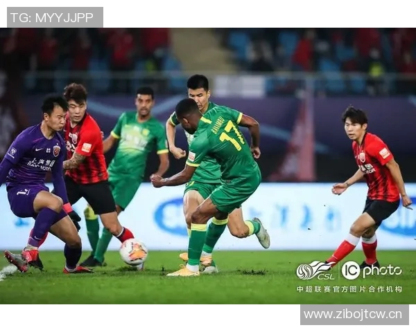 国安与上港激战正酣第19轮2020赛季精彩回顾与赛后分析